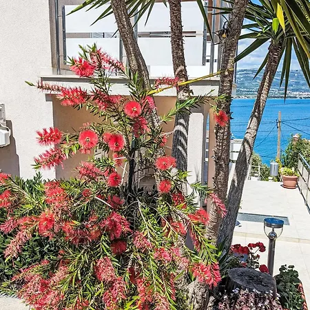Helles Studioappartement Mit Grossem Balkon By Interhome * Trogir